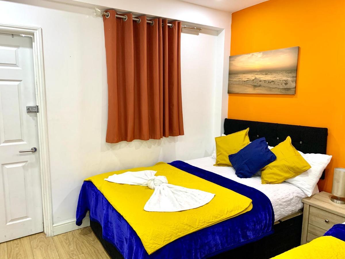 London 2 Bedroom Apartment, Kitchen, Reception And Private Garden Extérieur photo