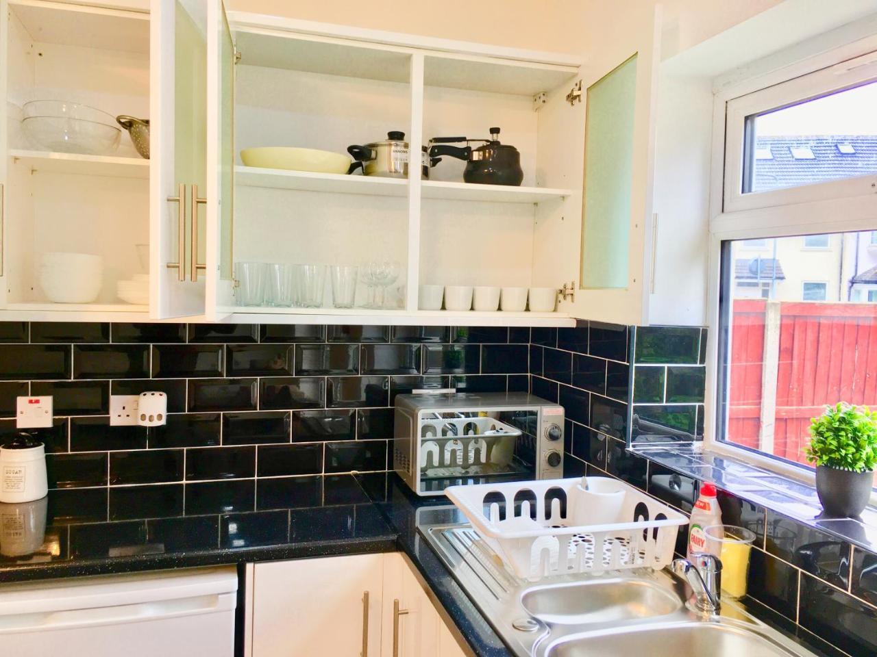 London 2 Bedroom Apartment, Kitchen, Reception And Private Garden Extérieur photo