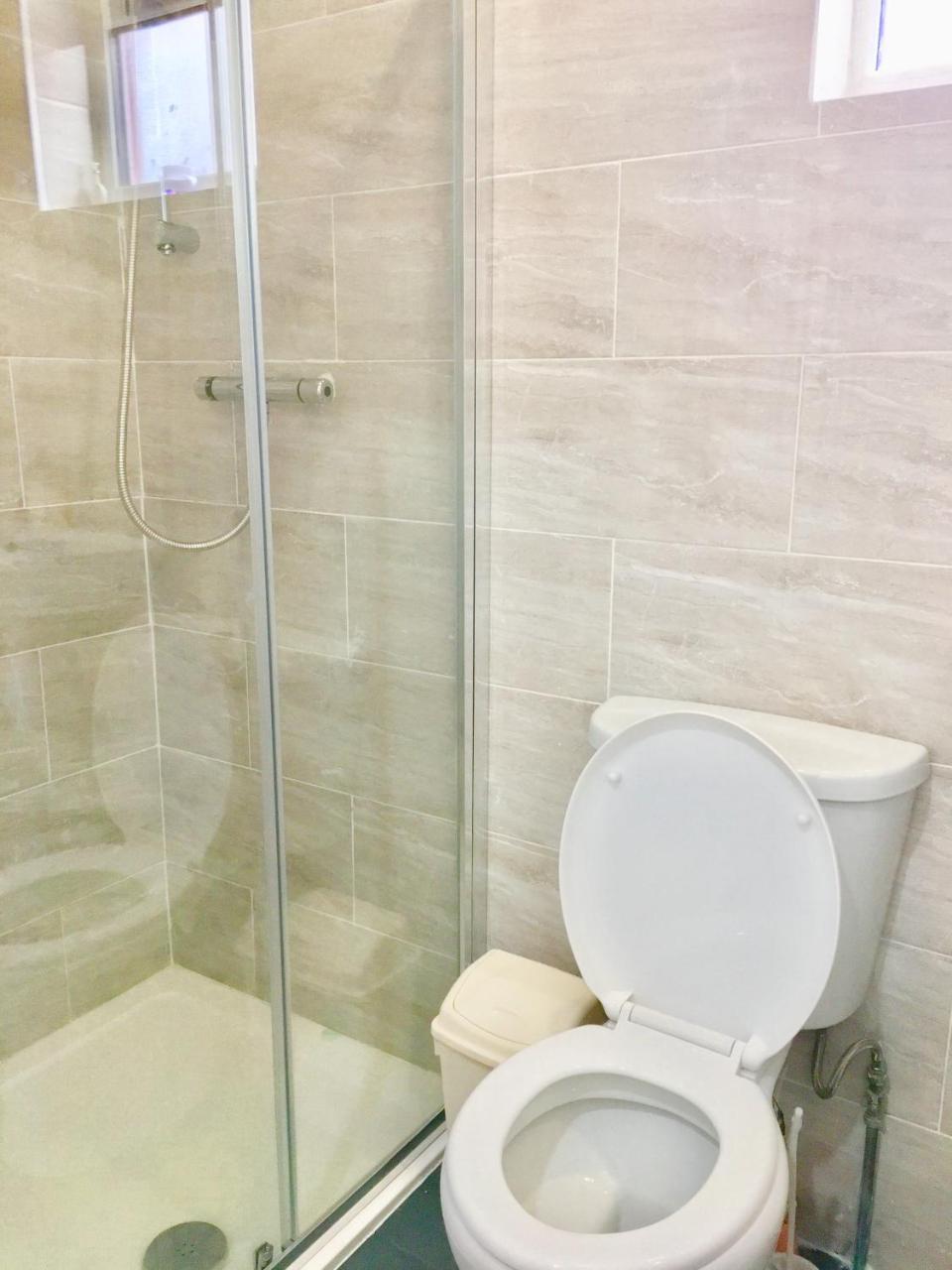 London 2 Bedroom Apartment, Kitchen, Reception And Private Garden Extérieur photo