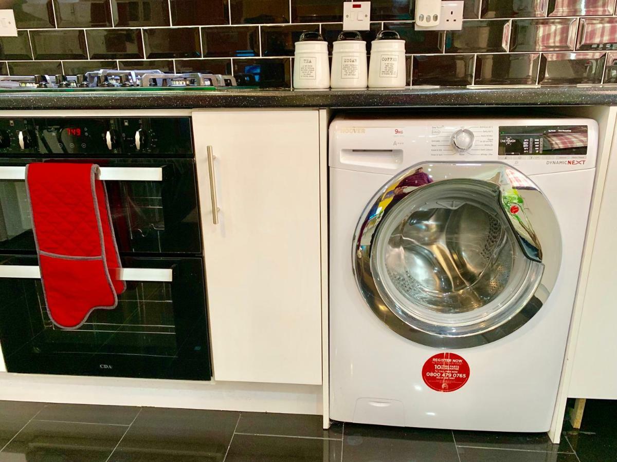 London 2 Bedroom Apartment, Kitchen, Reception And Private Garden Extérieur photo