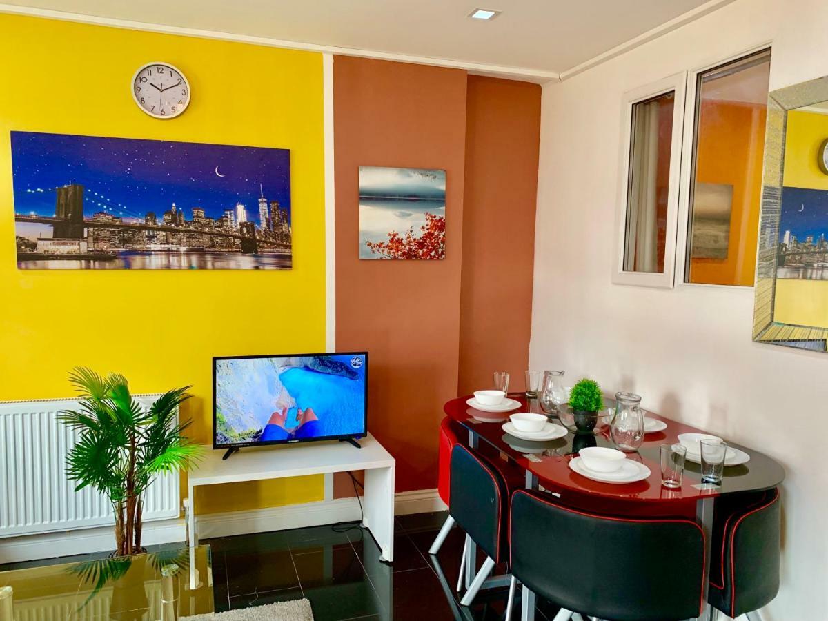 London 2 Bedroom Apartment, Kitchen, Reception And Private Garden Extérieur photo